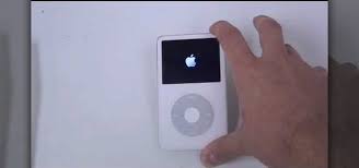 Erzwingen Sie einen Neustart des iPods, um zu vermeiden, warum mein iPod immer wieder abstürzt