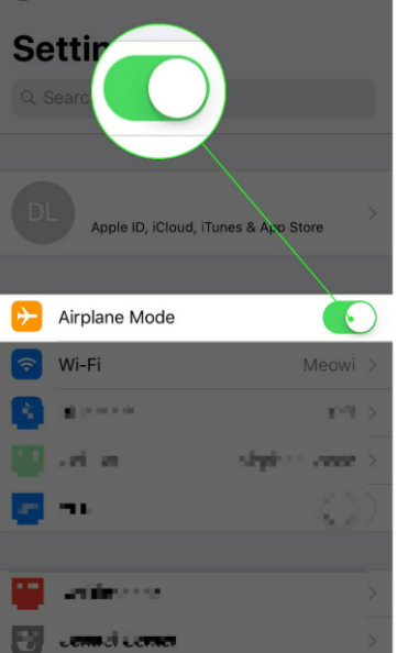 Schalten Sie den Flugzeugmodus ein, um das Problem zu beheben. Wechsel zu iOS Übertragung unterbrochen